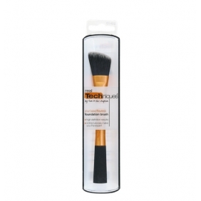 Real techniques foundation brush