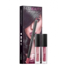 Huda Beauty lip contour set